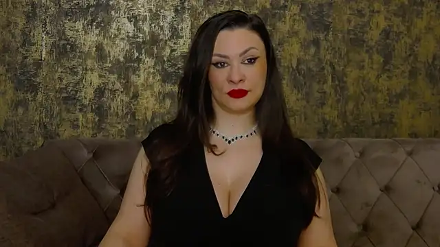 MistressAmberCrost online show from May 12, 2026, 5:15 am