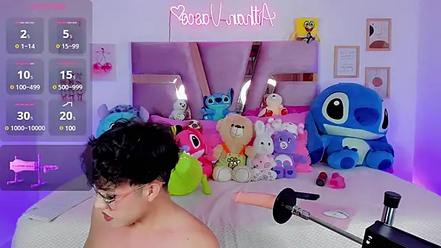 femboy-20 online show from February 27, 2025, 2:46 am