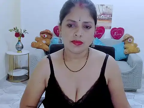 leahgotiii online show from August 1, 2026, 10:02 am