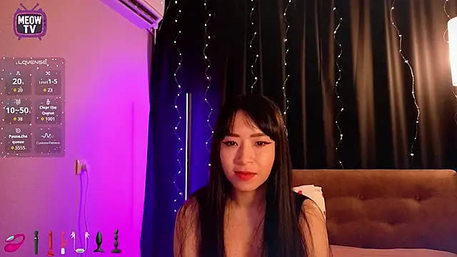 miyakimi0101 online show from June 8, 2026, 12:27 am