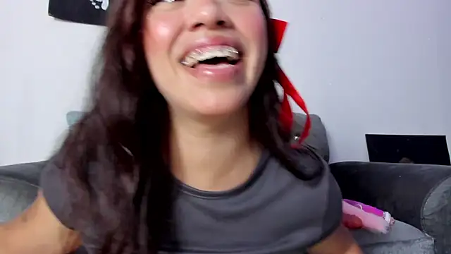 Snapshot of venezolanacute01_ chatting on March 15, 2026, 6:20 am venezolanacute01 online show from March 15, 2026, 6:20 am