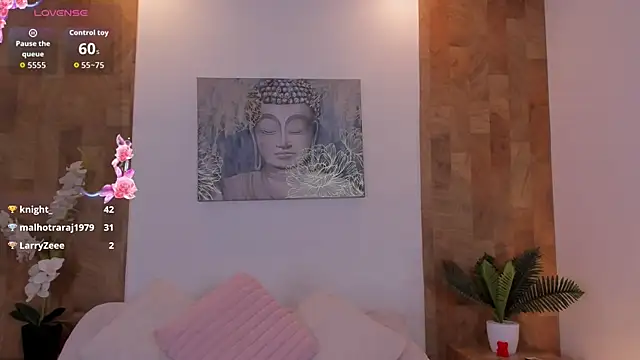 Lucia Brown  online show from June 14, 2026, 2:24 am