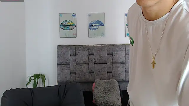 skinny bigcock02 online show from December 15, 2025, 7:52 pm