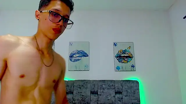 skinny bigcock02 online show from March 1, 2025, 10:42 pm