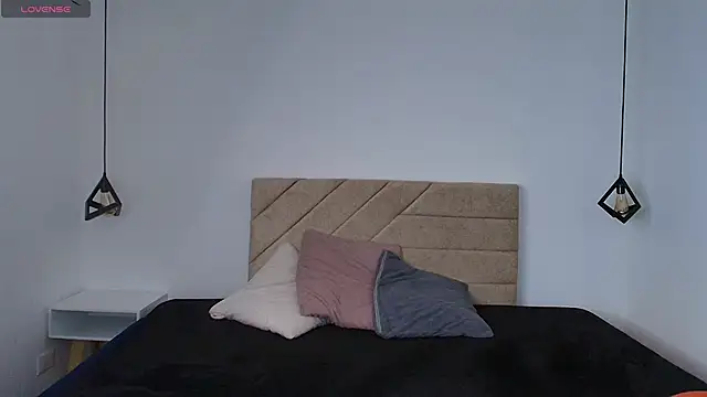 Snapshot of Natasha_rose__ chatting on March 17, 2026, 8:12 pm Natasha rose online show from March 17, 2026, 8:12 pm