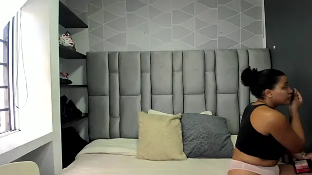 Natasha rose   online show from September 19, 2025, 8:57 pm