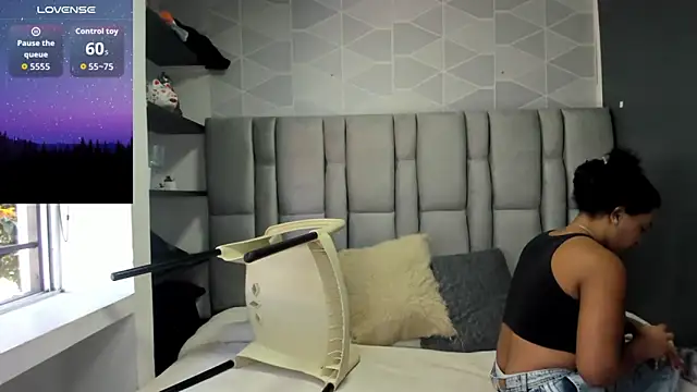 Natasha rose   online show from September 25, 2025, 7:20 pm