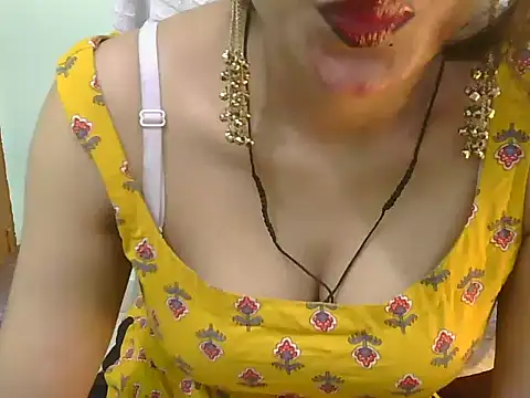 Snapshot of Cute_Pihu01 chatting on July 29, 2026, 6:29 pm Cute Pihu01 online show from July 29, 2026, 6:29 pm