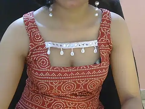 Snapshot of Cute_Pihu01 chatting on May 25, 2026, 8:29 pm Cute Pihu01 online show from May 25, 2026, 8:29 pm