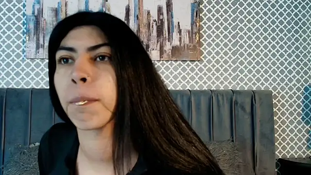 Cassie bloom online show from October 7, 2025, 3:40 am