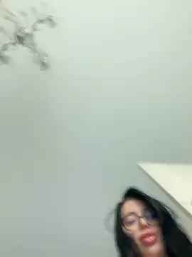 Mia Splash online show from February 22, 2026, 1:46 pm