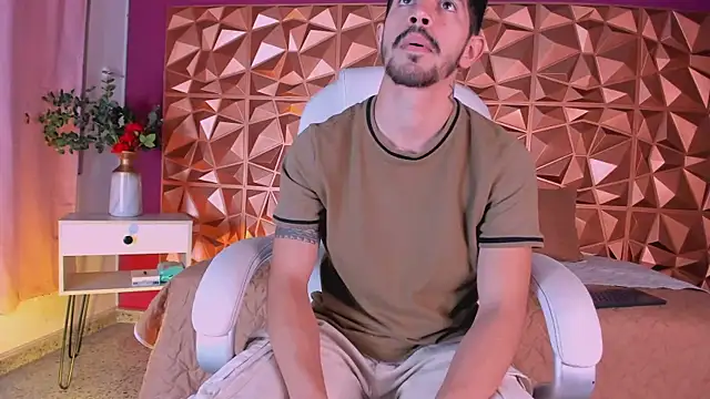 AlejandroStormm online show from March 14, 2025, 9:21 pm