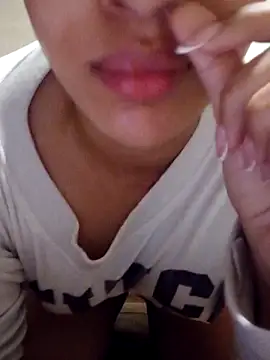 Sexlove1xo online show from April 24, 2026, 2:19 pm