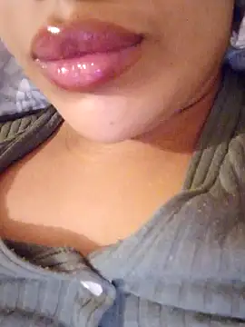 Sexlove1xo online show from October 9, 2025, 1:44 pm