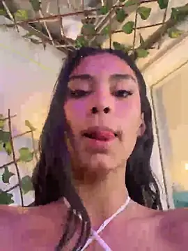 Anniie  Evans online show from September 20, 2025, 7:52 pm