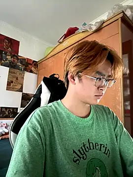 Anson0722 online show from October 2, 2025, 9:23 am