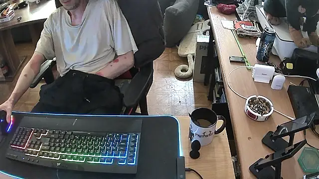 Snapshot of DerGeileLoveboy chatting on March 17, 2026, 12:30 pm DerGeileLoveboy online show from March 17, 2026, 12:30 pm