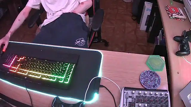 Snapshot of DerGeileLoveboy chatting on February 24, 2026, 1:50 am DerGeileLoveboy online show from February 24, 2026, 1:50 am