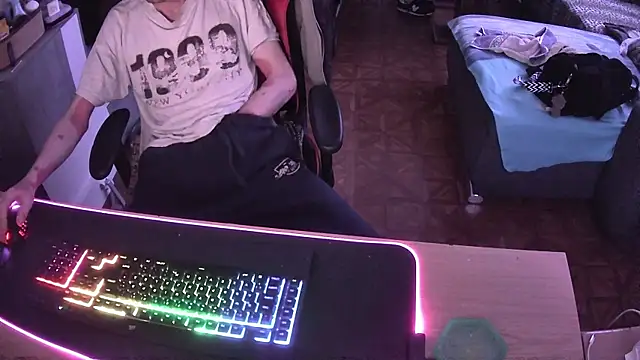 Snapshot of DerGeileLoveboy chatting on February 10, 2026, 11:37 pm DerGeileLoveboy online show from February 10, 2026, 11:37 pm