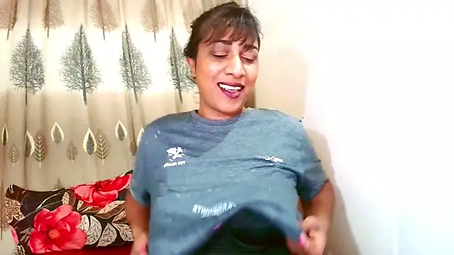 Indian Erotic69 online show from August 4, 2026, 5:23 am