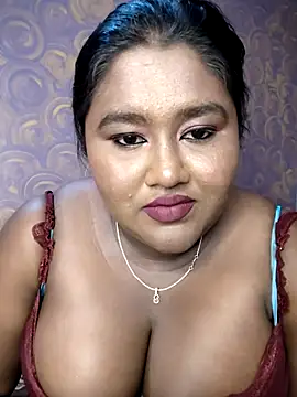 horny diana online show from June 19, 2026, 5:08 pm
