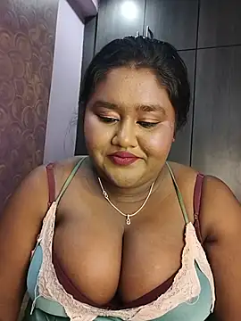 Snapshot of horny_diana chatting on July 11, 2026, 5:13 pm horny diana online show from July 11, 2026, 5:13 pm