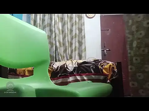 longsexji online show from December 19, 2025, 4:31 pm