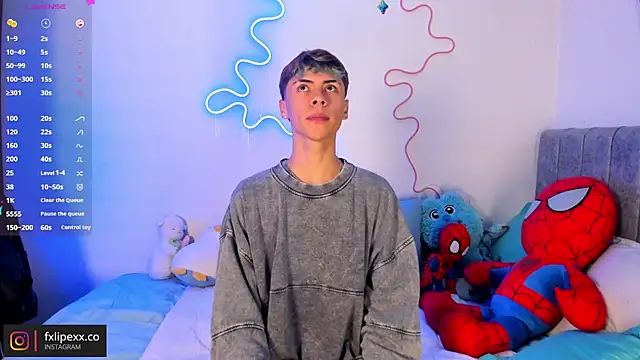 callum 77 online show from October 7, 2025, 4:57 am