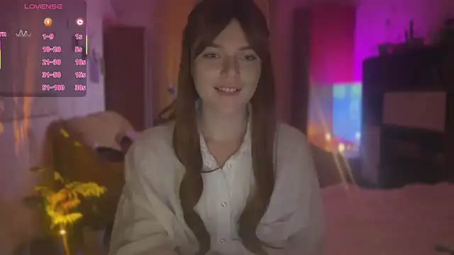 CherryRed Girl online show from November 23, 2025, 11:59 pm