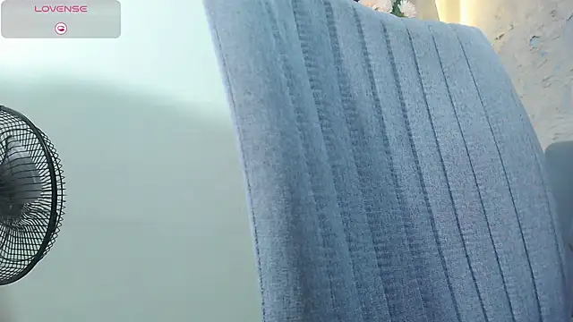 denise babe  online show from October 16, 2025, 12:02 pm