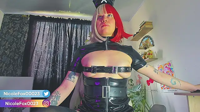 NicoleFox23  online show from March 9, 2025, 7:05 pm