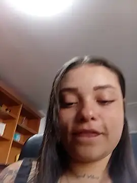 ChloeAllennn online show from May 15, 2026, 12:25 pm