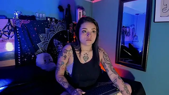ChloeAllennn online show from April 25, 2026, 12:19 pm