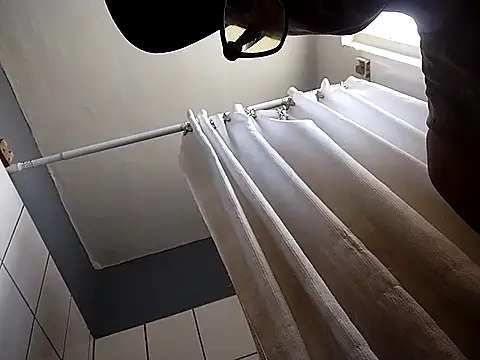 Mrpito7878 online show from April 17, 2026, 9:17 pm