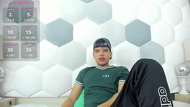 Axel Forte online show from November 28, 2025, 12:49 pm