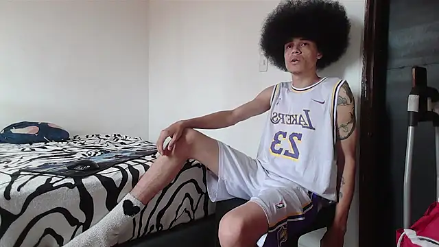 Smith Gael online show from October 18, 2025, 3:25 pm