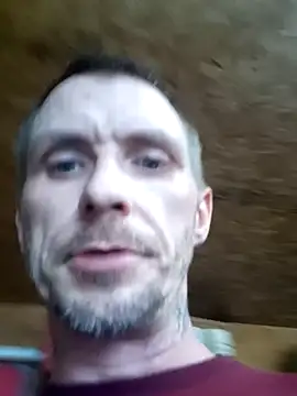 Snapshot of lambomusik chatting on April 3, 2026, 7:09 pm lambomusik online show from April 3, 2026, 7:09 pm