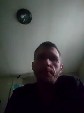 Snapshot of lambomusik chatting on February 28, 2025, 12:31 pm lambomusik online show from February 28, 2025, 12:31 pm