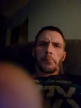 Snapshot of lambomusik chatting on February 27, 2025, 11:17 am lambomusik online show from February 27, 2025, 11:17 am