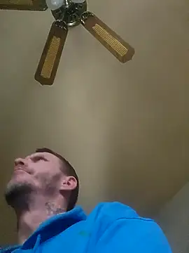 Snapshot of lambomusik chatting on March 1, 2025, 9:15 pm lambomusik online show from March 1, 2025, 9:15 pm