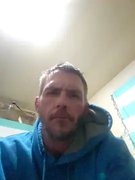 Snapshot of lambomusik chatting on March 1, 2025, 9:18 am lambomusik online show from March 1, 2025, 9:18 am