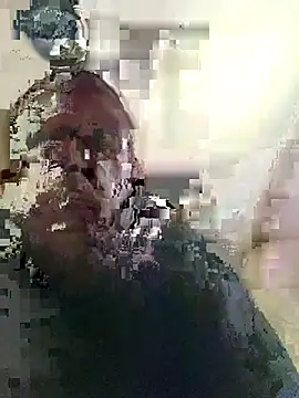 Snapshot of lambomusik chatting on February 23, 2025, 6:56 pm lambomusik online show from February 23, 2025, 6:56 pm