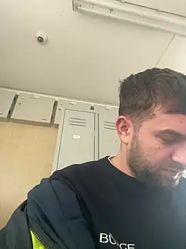 Snapshot of daniel21p chatting on February 28, 2026, 8:36 am daniel21p online show from February 28, 2026, 8:36 am