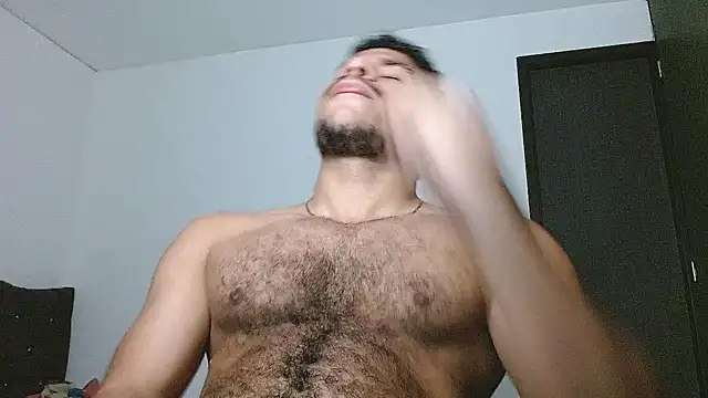 Javier Hot27 online show from February 2, 2026, 6:07 pm