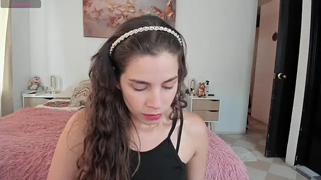 jessyegoldenn online show from March 13, 2025, 9:26 pm