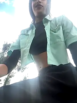 MichelleDiaz Pink online show from November 18, 2025, 8:56 pm