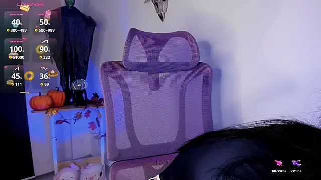 MiaWilsson  online show from October 10, 2025, 4:02 am