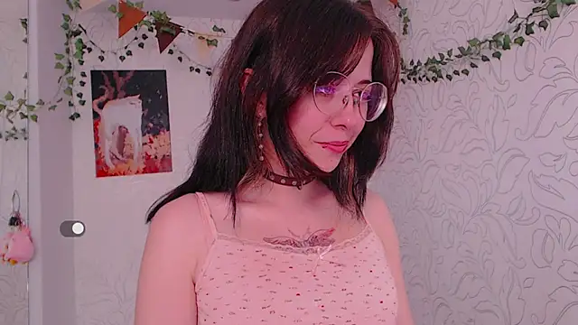  miraclecattt  online show from September 15, 2025, 2:23 am