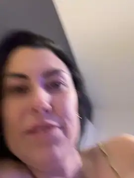 Snapshot of xCharlie_MILFx chatting on February 8, 2026, 6:44 am xCharlie MILFx online show from February 8, 2026, 6:44 am