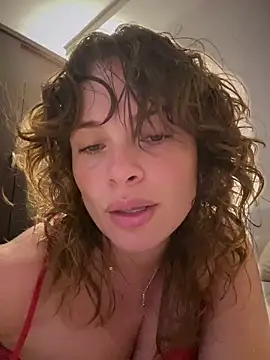 Snapshot of gynna_kimera chatting on March 23, 2026, 12:33 am gynna kimera online show from March 23, 2026, 12:33 am